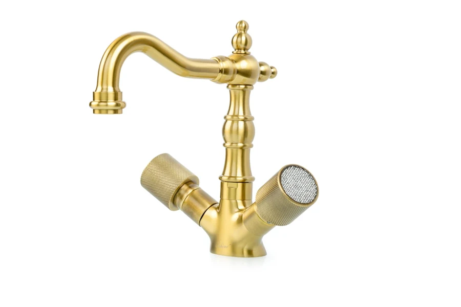 Смеситель для раковины высокий Boheme Royal Cristal 312-ROYAL/CRST 210×152×209 мм, цвет бронза