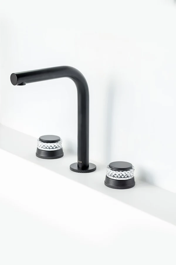 Смеситель для раковины Boheme Aura 152-B-A 281×242 мм, цвет черный матовый